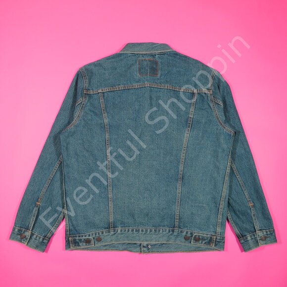 Levis Type 3 Denim Trucker Jacket in Medium Wash Blue Size XL - Picture 3 of 7